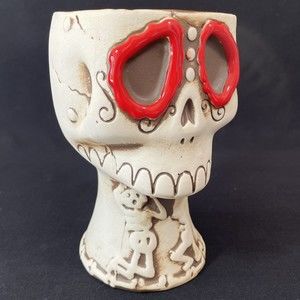 Tiki Mug Skull Red Eyes Dead Head Trader Barconic Brown Glaze Halloween